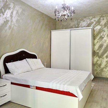 Deluxe Apartment Spa N Pools Beach Resort Navodari Exterior photo